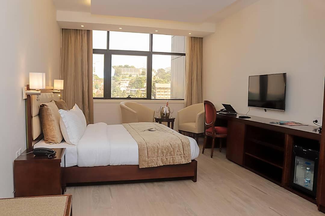 Mamba Point Hotel Φρίταουν Εξωτερικό φωτογραφία